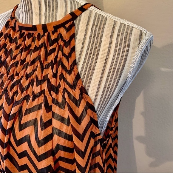 H&M Tunic Top XS/S Black Rust Chevron Stripe Sleeveless Semi-Sheer Tank - Picture 7 of 14